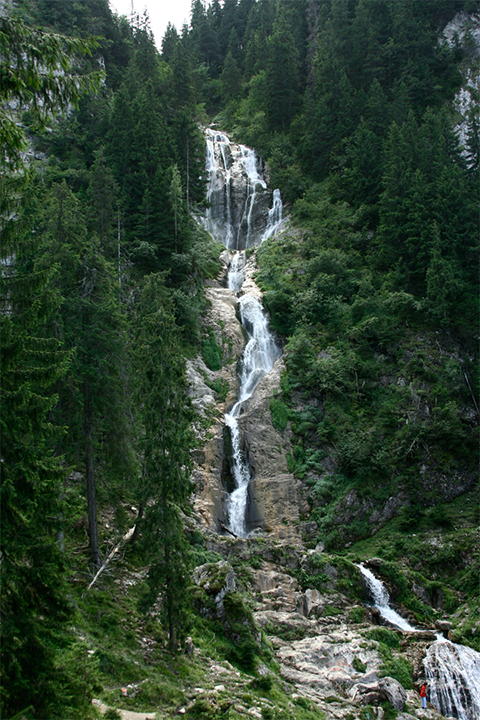 Cascada Cailor - Munţii Rodnei Cascada Cailor - Munţii Rodnei